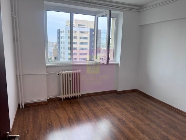 Apartament 3 camere Piata 1 Mai- Ion Mihalache- stradal.